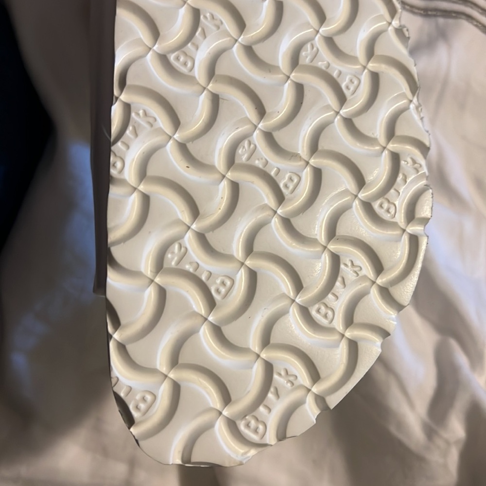 Birkenstock foam sandals womens 10 mens 8 in white. Brand new. - Picture 3 of 6